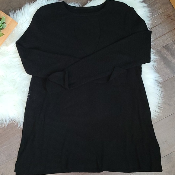 Urban Outfitters Mock Neck Cutout Sweater - Picture 4 of 4